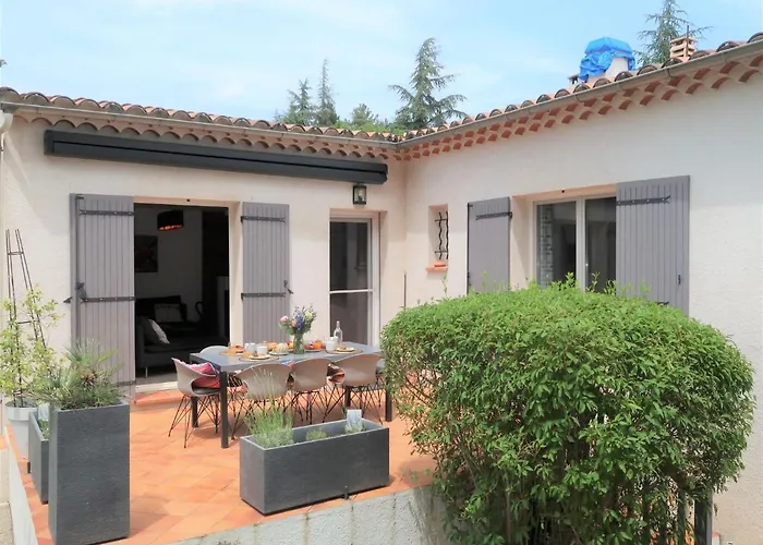 Holiday home Le Jade By Interhome